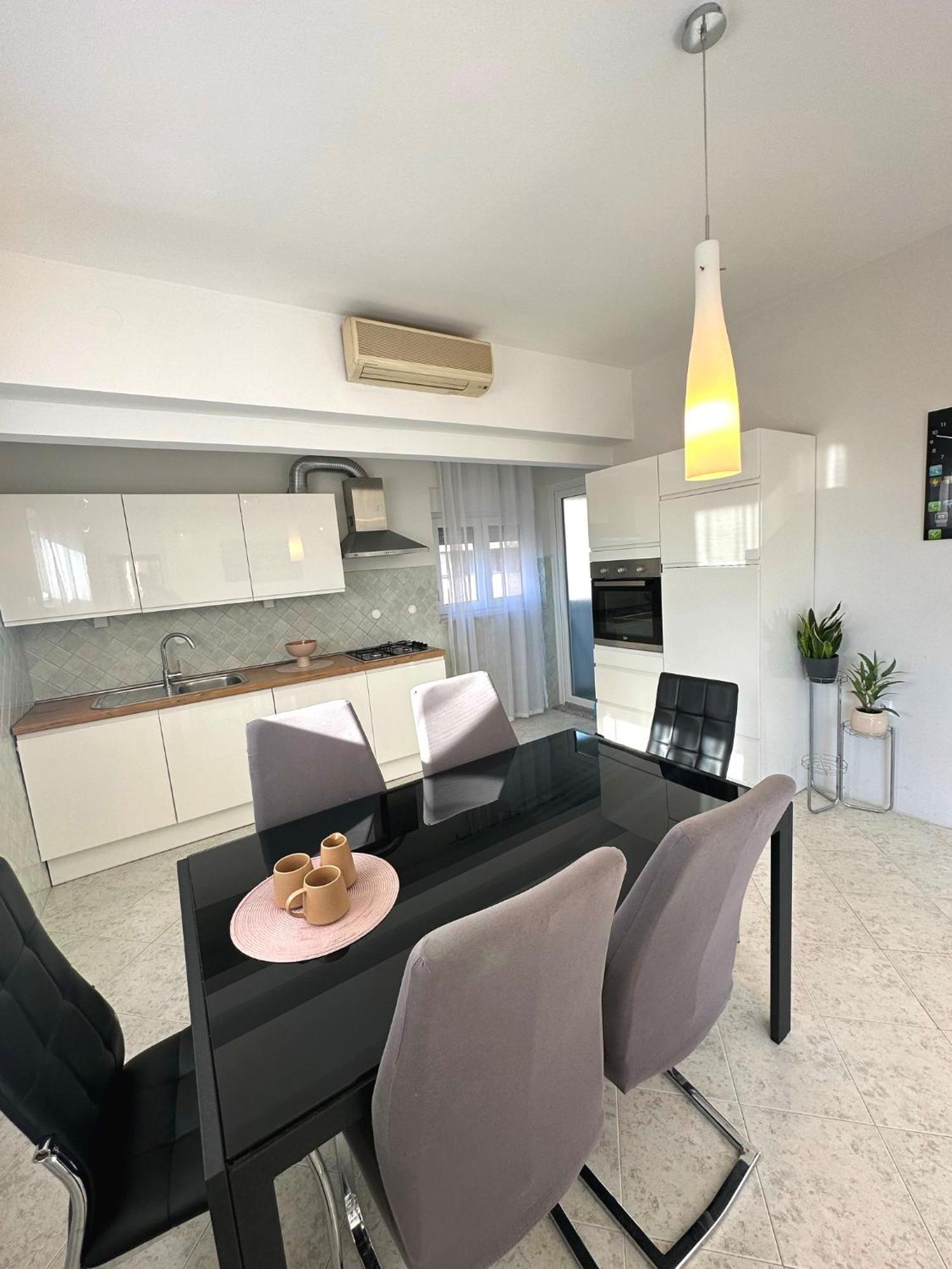 Spacious 3Bdr App In Center "Sunny Bayside" Zadar Buitenkant foto