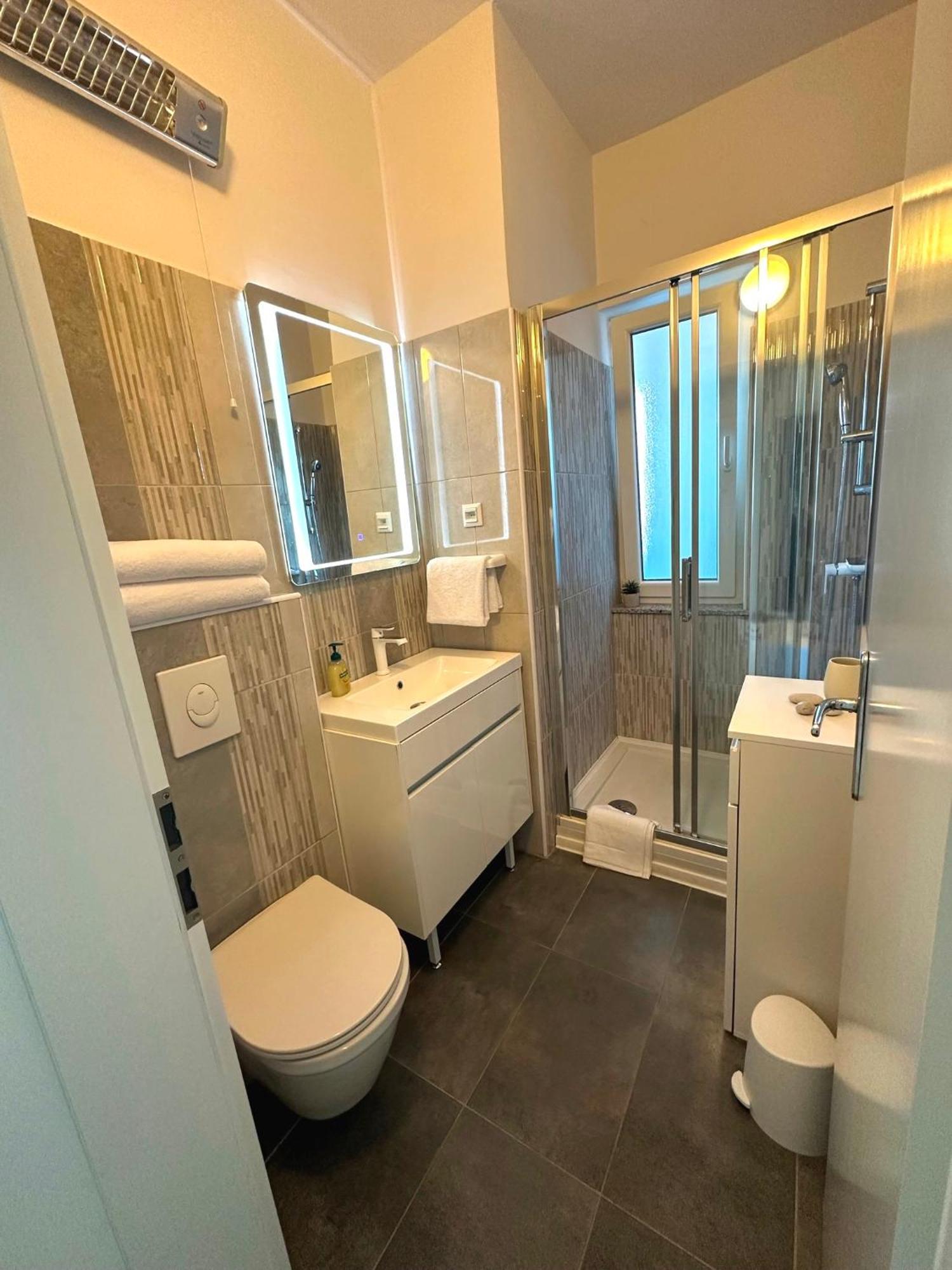 Spacious 3Bdr App In Center "Sunny Bayside" Zadar Buitenkant foto